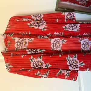 Red floral print kimono in size S